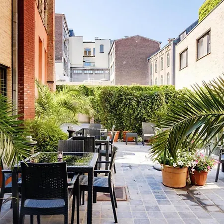 Budget By River Hotel
