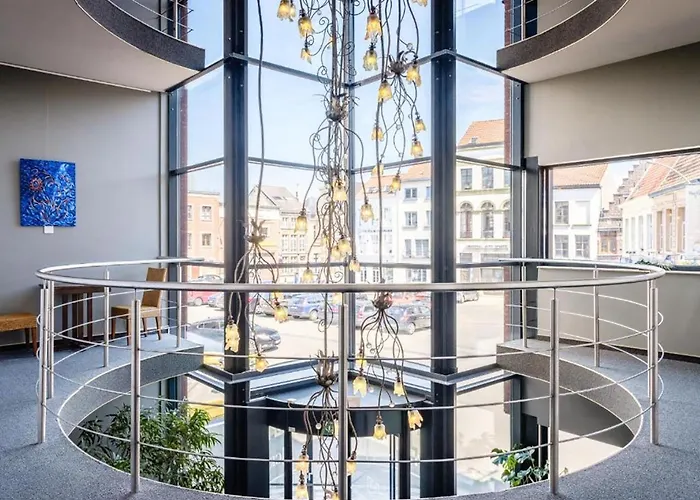 Hotel Budget By River *