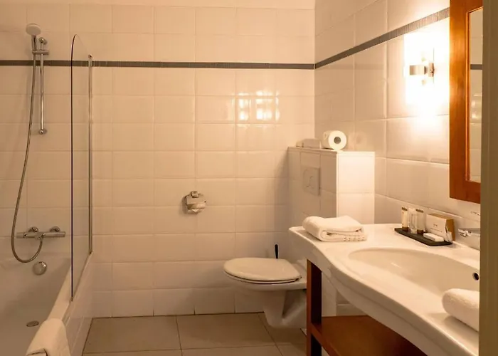 فندق Budget By River *